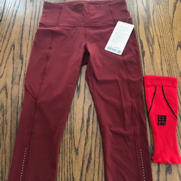 Lululemon Fast and Free 19 - Picture 2 of 4